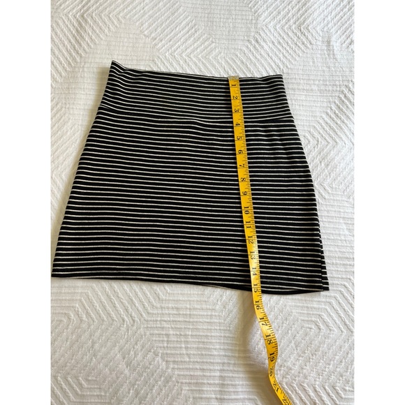 American Apparel Striped Stretch high waisted mini skirt - Picture 3 of 6